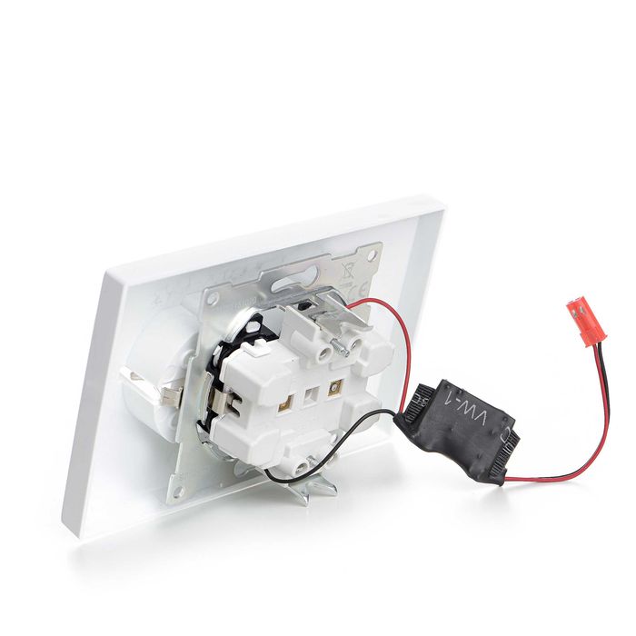 Microfon Spion GSM Profesional Integrat in Priza Dubla – Activare Vocala SMT SECURITY