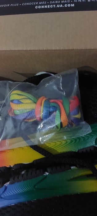 Adidasi Under Armour UA W HOVR Sonic 4 Pride Bluetooth 37.5