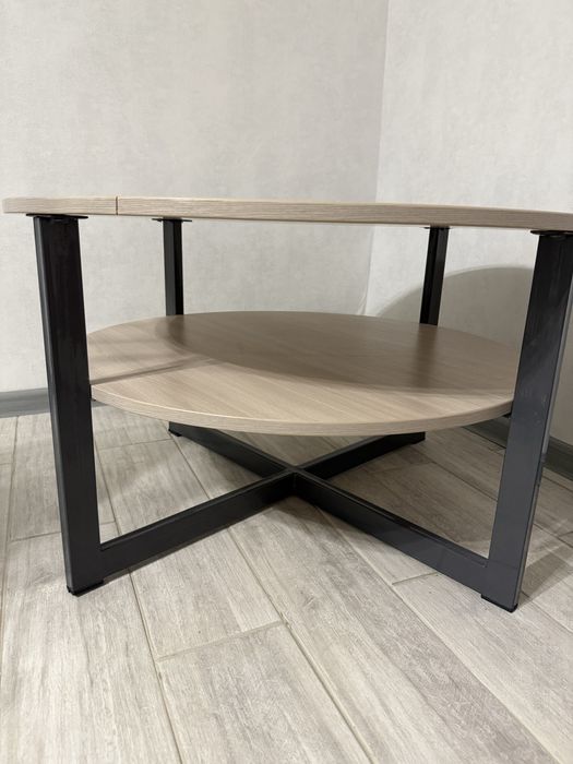 Продам журнальный столик