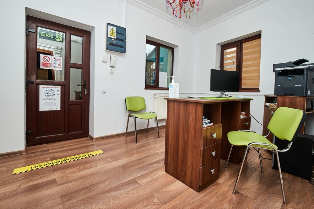 De vânzare: Imobil P+1 cu teren 280 mp – Ploiești (Ideal Clinică / Birouri / Locuință)