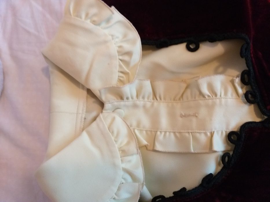 Стилизирана народна носия