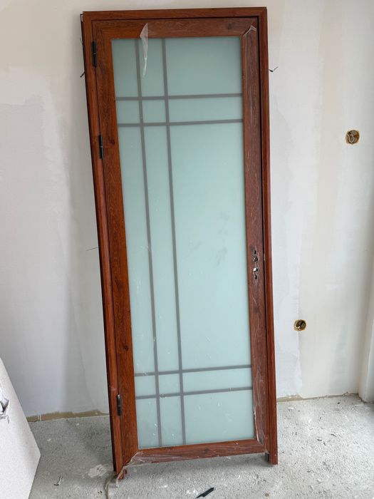 Алуминиеви врати