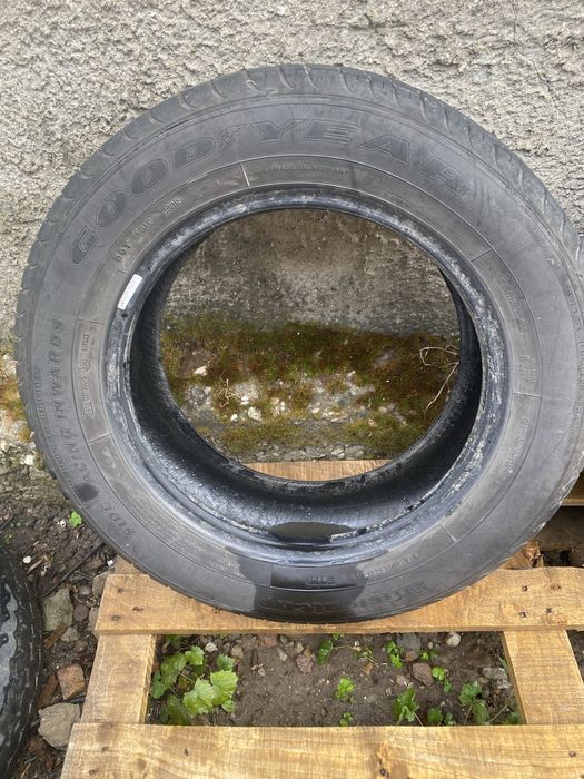 Anvelope vara 195/65/15