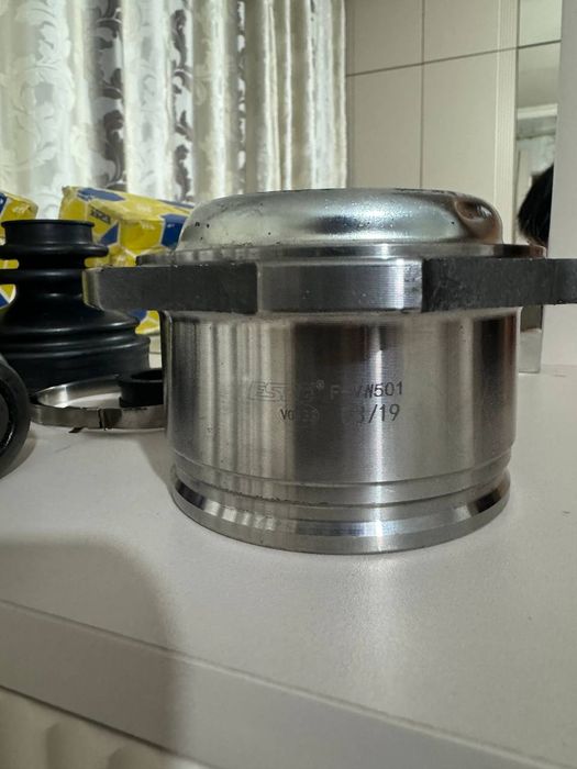 Гольф 3 внутренняя граната