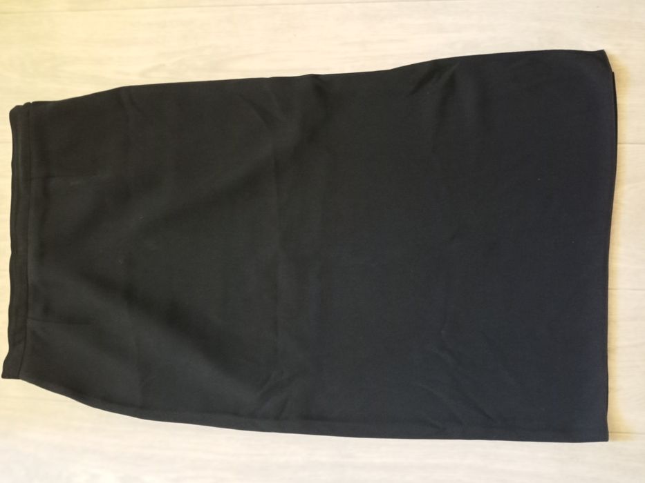 Юбка миди черного цвета