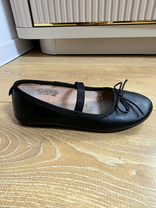 Balerini negri H&M marimea 28 pentru evenimente  cu bereta si toc