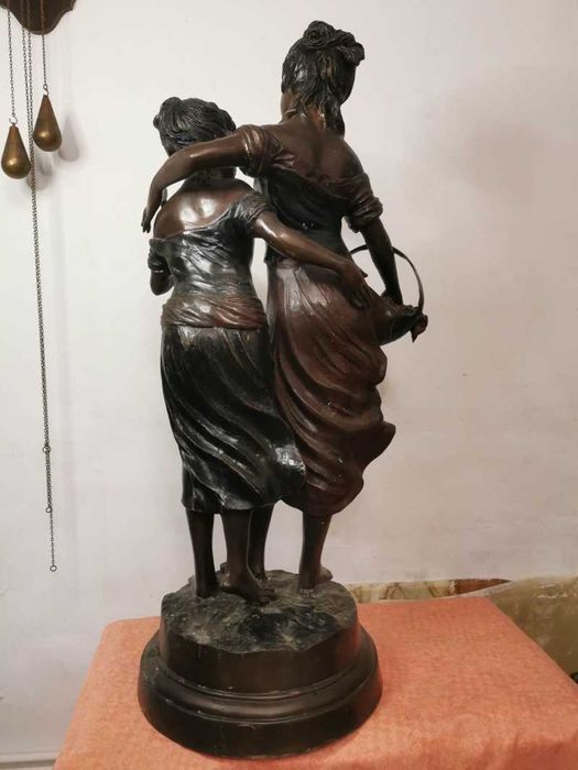 Statuie cu doua piese din bronz vintage/baroc