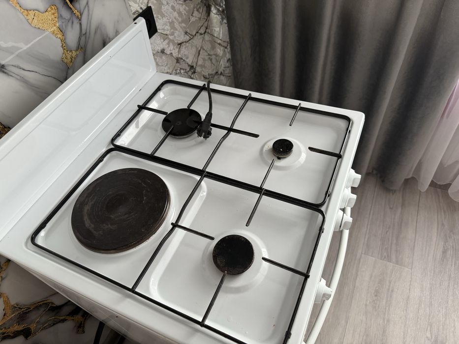 Продам кухонную плиту