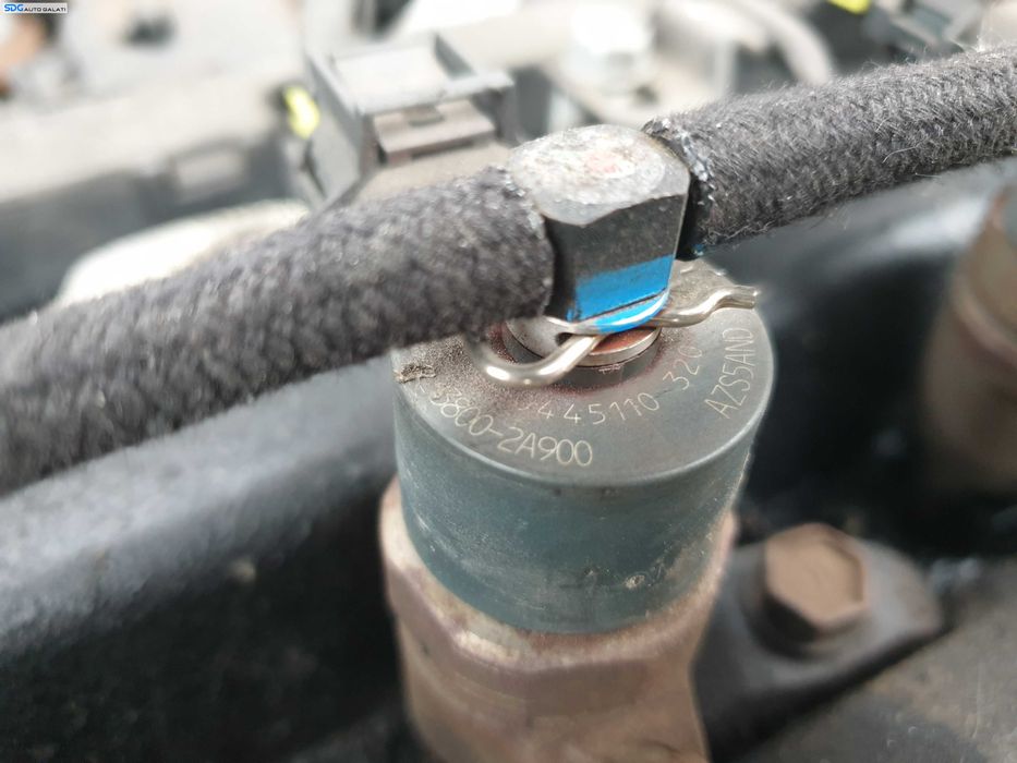 Injector Injectoare Hyundai i30 1.6 CRDI 2007 - 2012 Cod 0445110320 33800-2A900 [K1374]