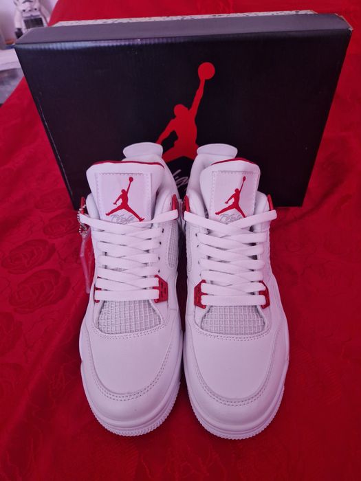 Încălțăminte Jordan patru