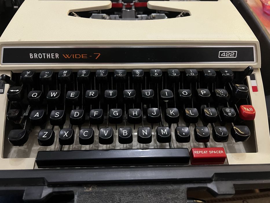 Японска пишеща машина Brother Wide-7