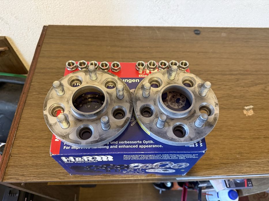 H&R Фланци 5х114.3 за Тесла Tesla