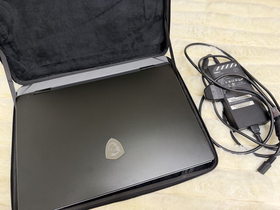 Msi titan 18hx laptop gaming aproape nou