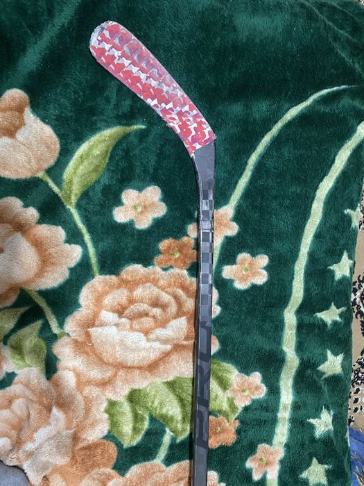 Продам клюшку с коньками