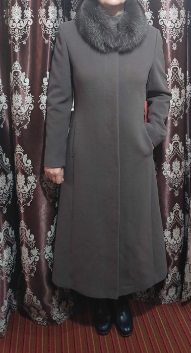 Продаётся новое зимнее пальто.