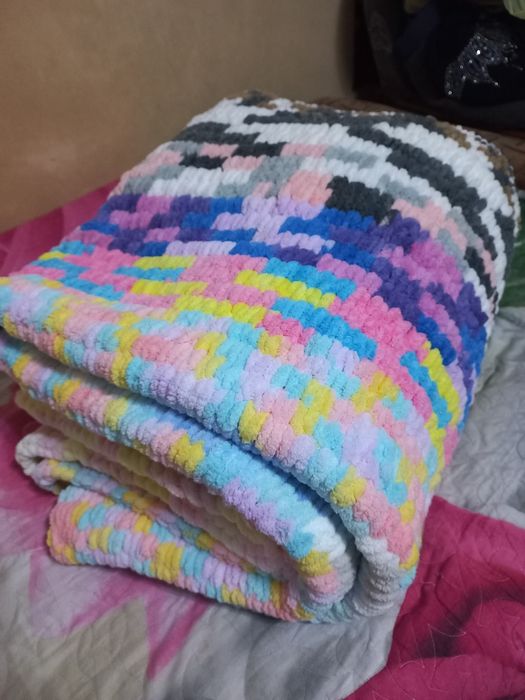 Пледики из гипоалергенной плюшевой пряжи