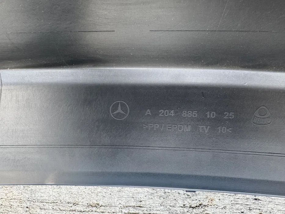 Решетка за Mercedes W204