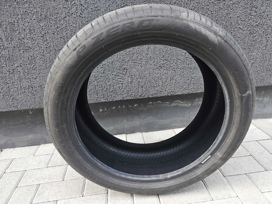 Anvelopa Vara 245/40 R19 98Y Pirelli P Zero PZ4