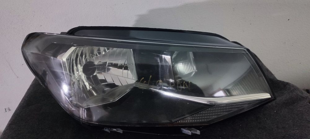 Far dreapta volkswagen caddy cu defect
