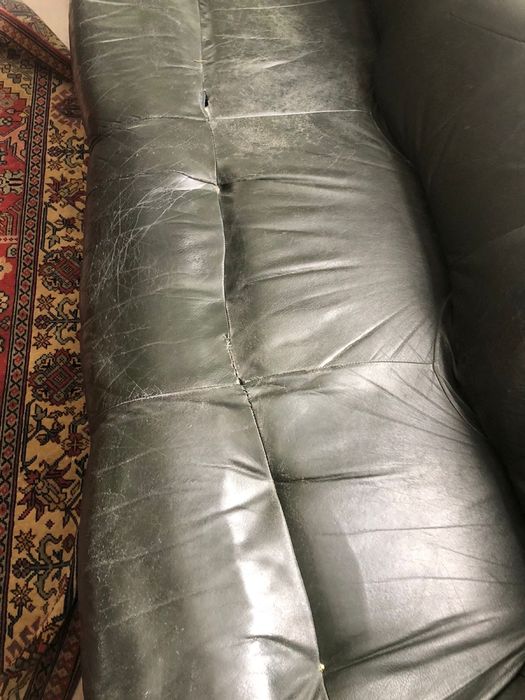 Диван и два кресла