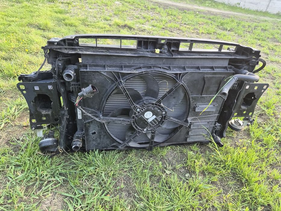 Tragher radiatoar passat b8 2.0 DFG