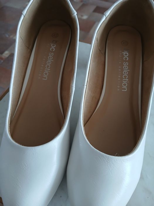 Туфли женские белые