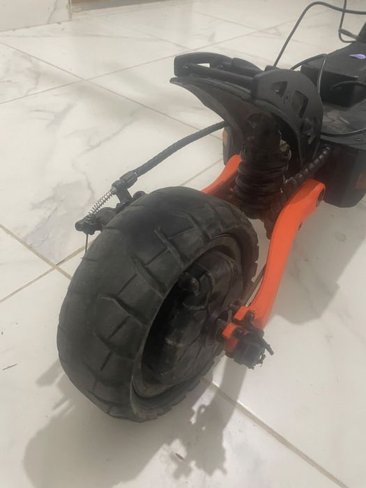 KuKirin G2 Pro electrică – stare foarte bună