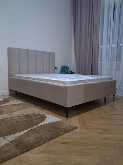 Кровати для спальни, матрацы.