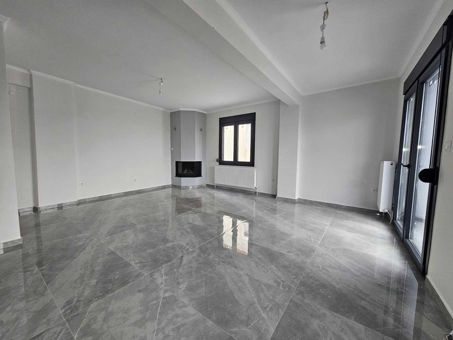 ЗА ПРОДАЖБА самостоятелна къща от 160 кв.м. в на Кавала (код 8160)