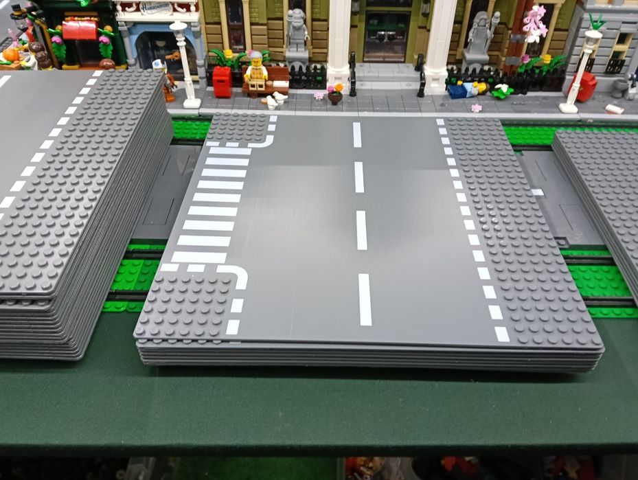 Lego placă de baza șosele drepte si  curbe.