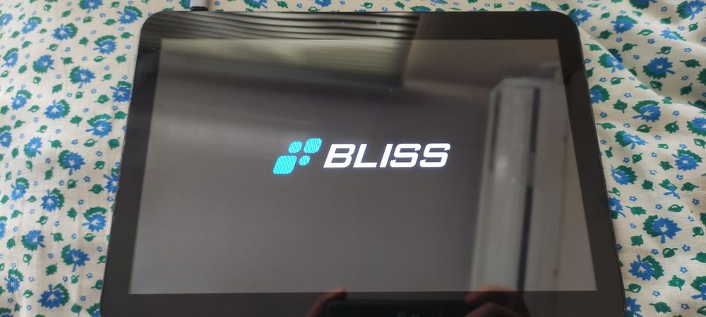 Планшет Bliss M1002, 10'.