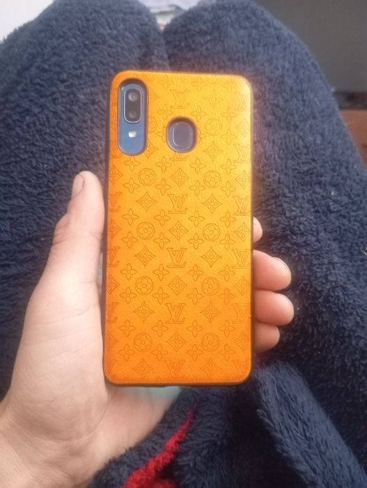 Продам samsung a20