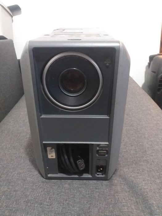 Video proiector sharp