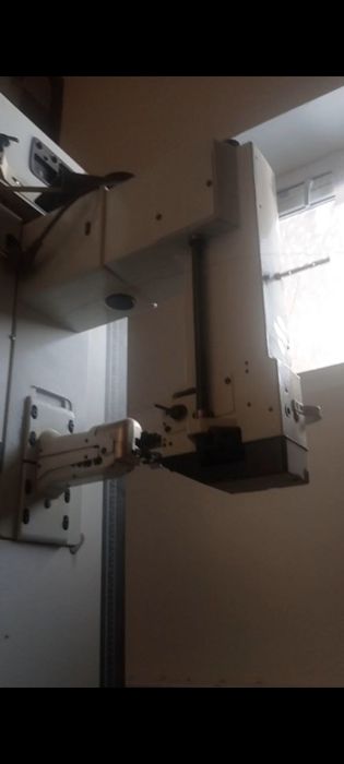 Кожа ва оёк кийим тикув мошинаси сотилади