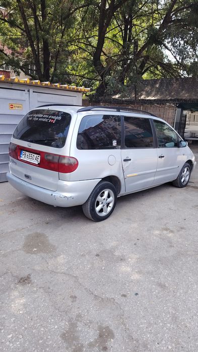 Ford Galaxy' 1.9 110kc