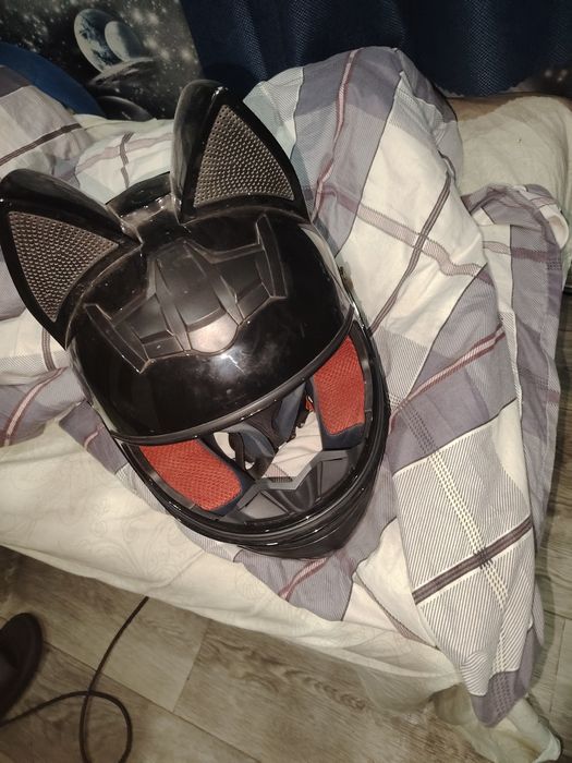 Продам мото шлем