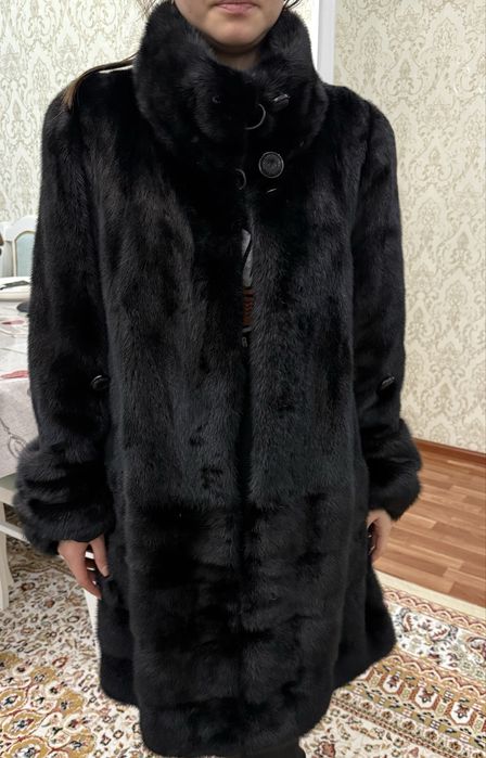 Продам норковую шубу