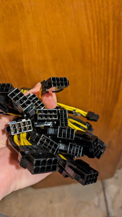 Кабели за захранване на видео карти 8 to 2x8(6+2) PCI Power Cable