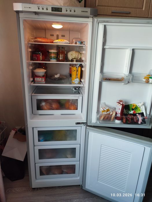 Холодильник Samsung No frost