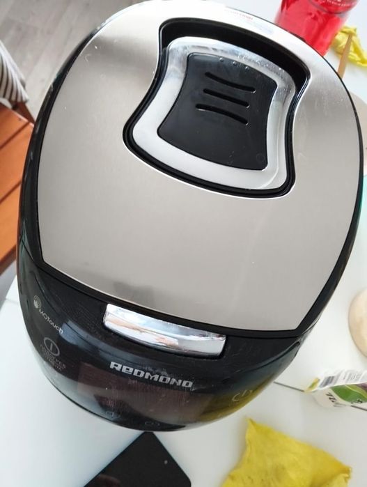 Продам мультиварку redmond rmc-70