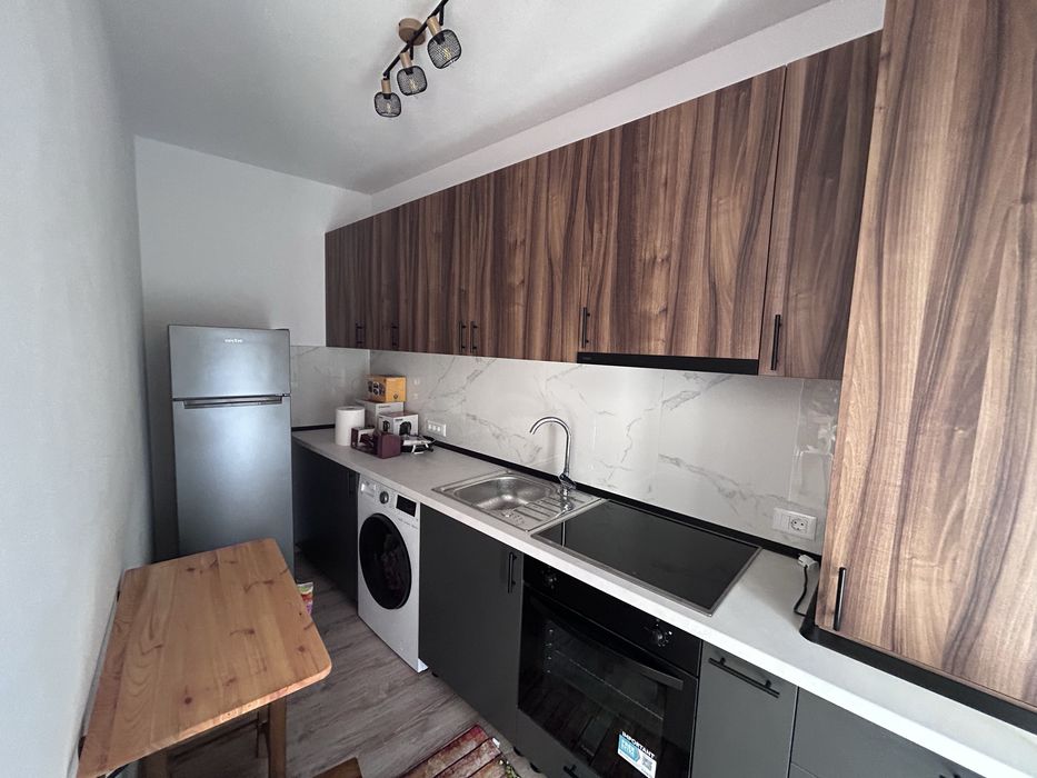 Inchiriez apartament in bloc nou zona Ciuperca