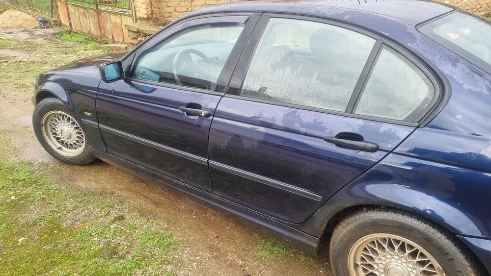 BMW 318 / 2001г./ 2500лв. Бензин - газ, газовата уредба е на 2 години