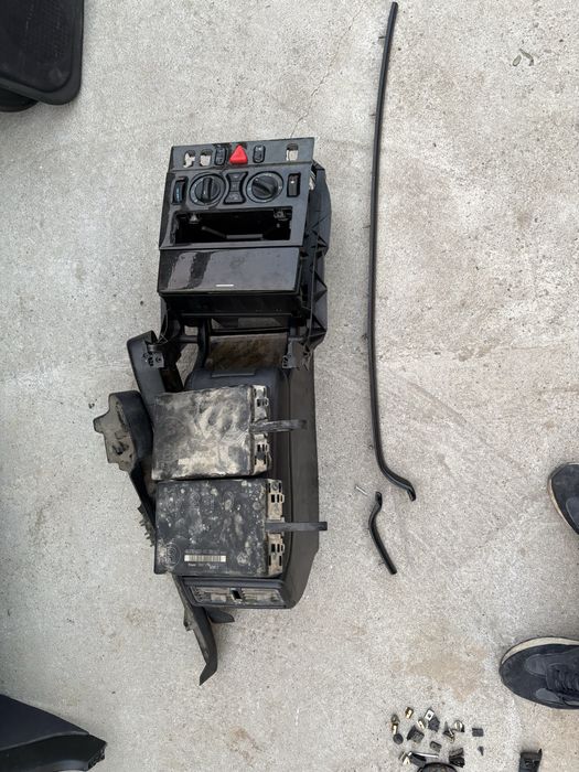 Салон на мерседес w210