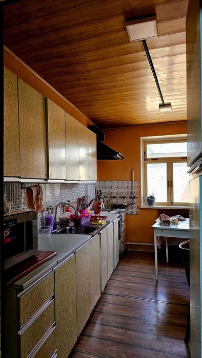 Дом 4 комнаты, участок 4 сотки, махалля Байсун Яшнабадский р-н