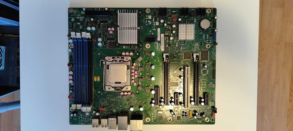 Placa Intel + Xeon E5530