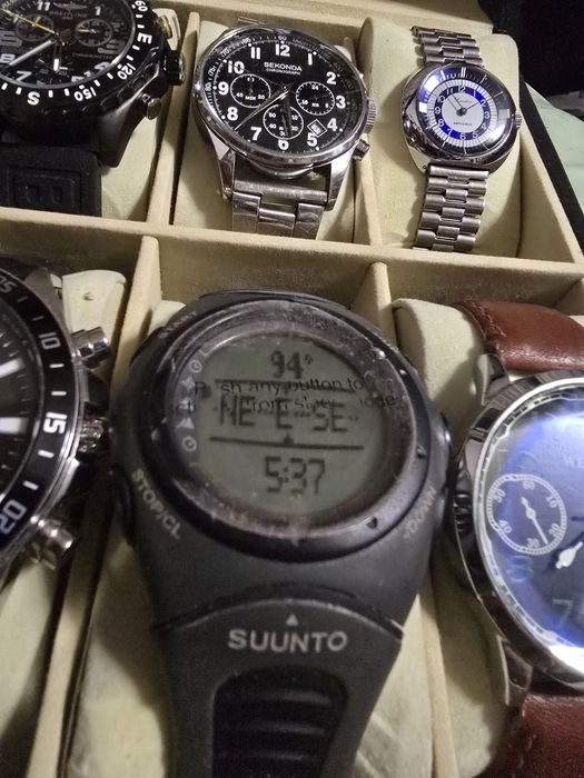 Часовници различни модели