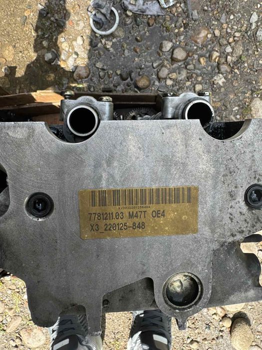 Глава от BMW  E90 320D M47