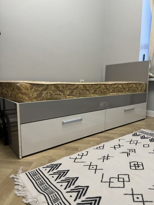 Кроват 1 адамдық.