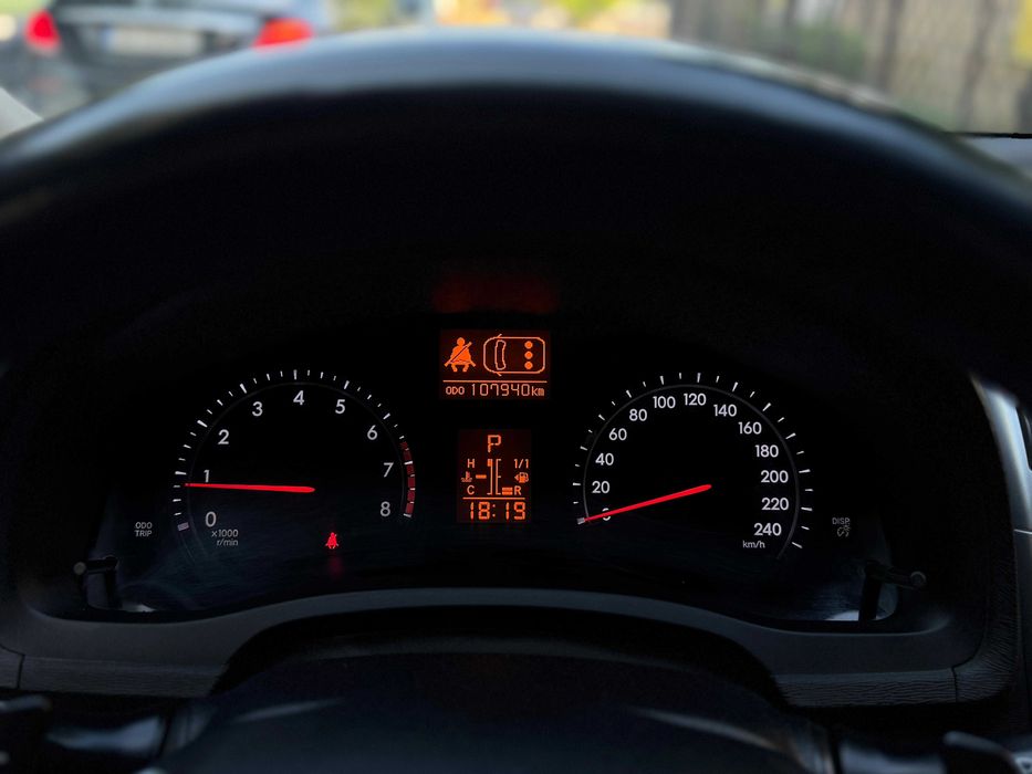 • Toyota Avensis 2012 Facelift T27 • 1.8 benzina• 147 cp •107xxx km •