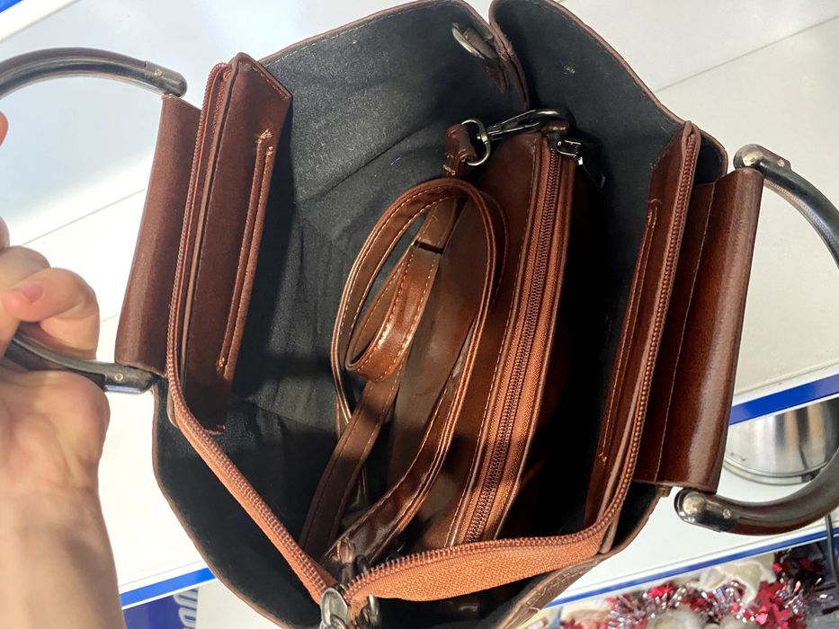 Продам женские сумочки